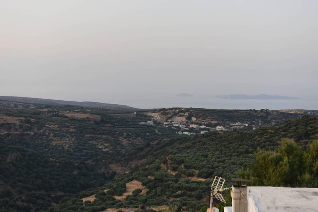 Paraspori Traditional Home With View Dış mekan fotoğraf
