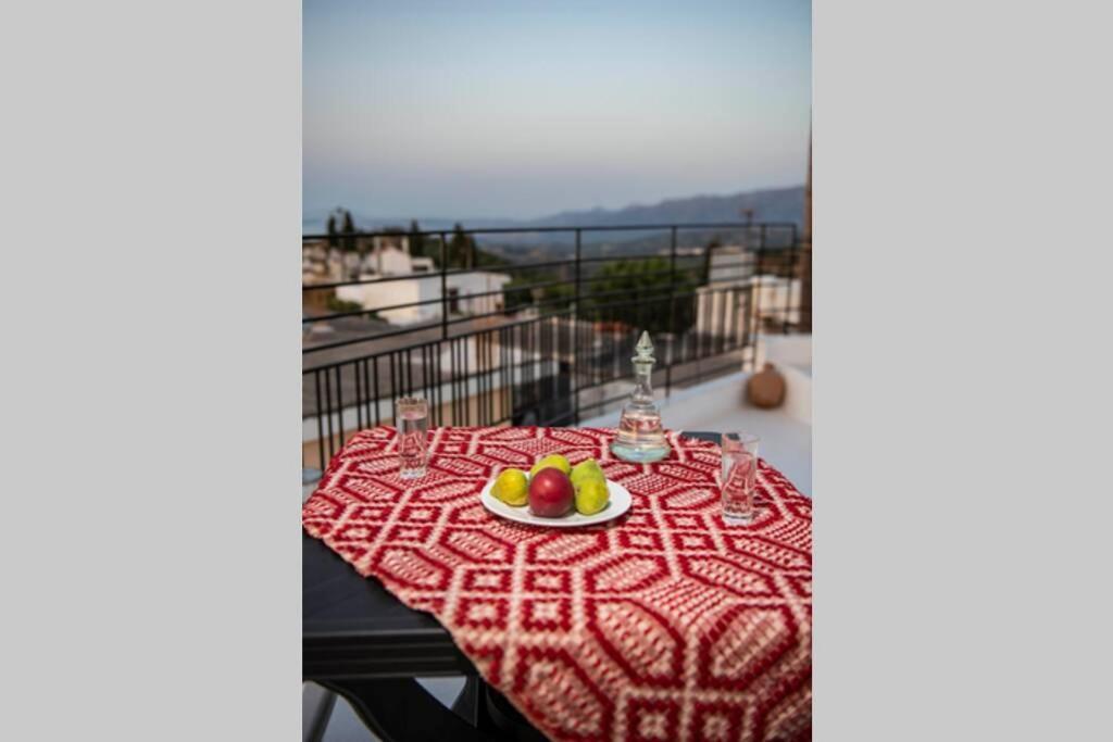 Paraspori Traditional Home With View Dış mekan fotoğraf
