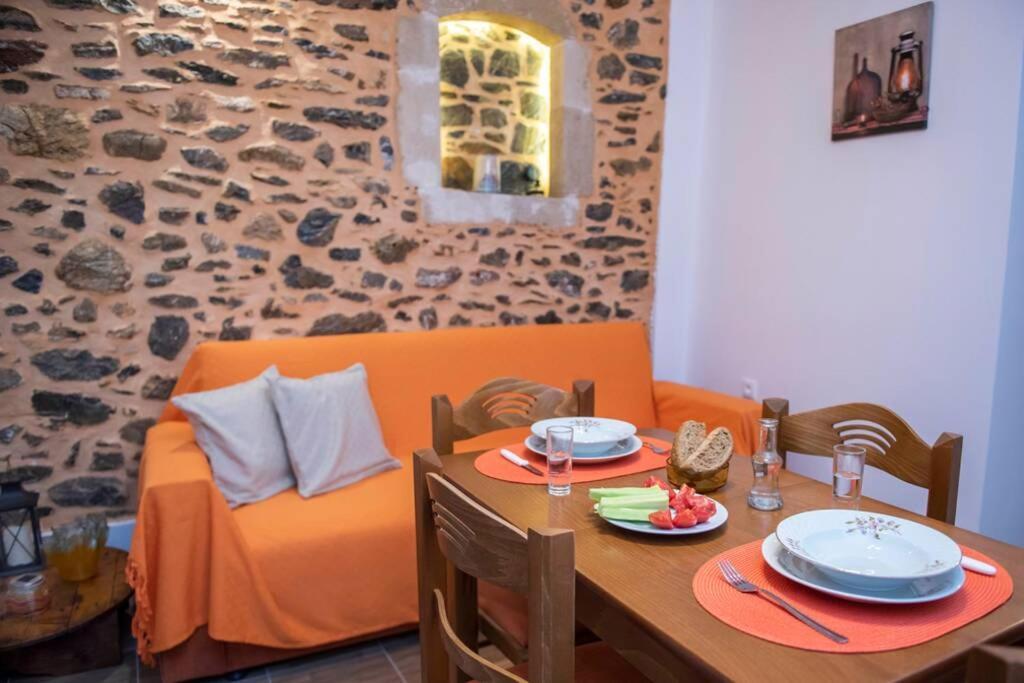 Paraspori Traditional Home With View Dış mekan fotoğraf